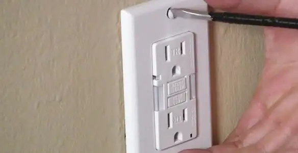 gfc outlets service securing and mounting ground fault circuit interrupter outlet by certified electricians in Reno, NV